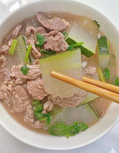 冬瓜牛肉湯烹飪過程